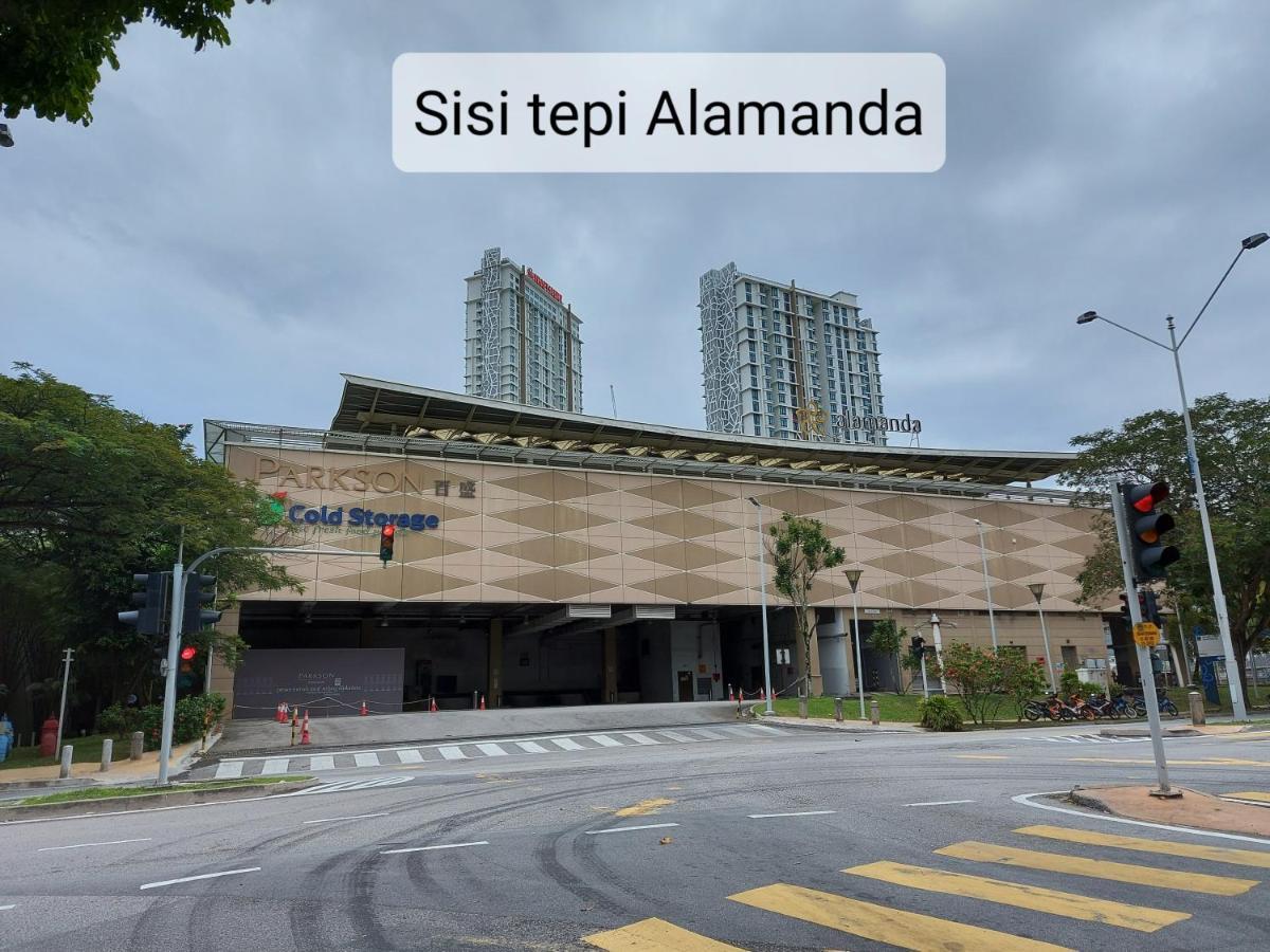 Dg Homestaymuslim Putrajaya - Near Alamanda エクステリア 写真