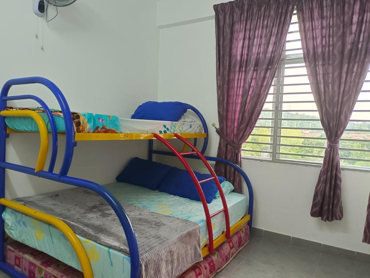 Dg Homestaymuslim Putrajaya - Near Alamanda エクステリア 写真