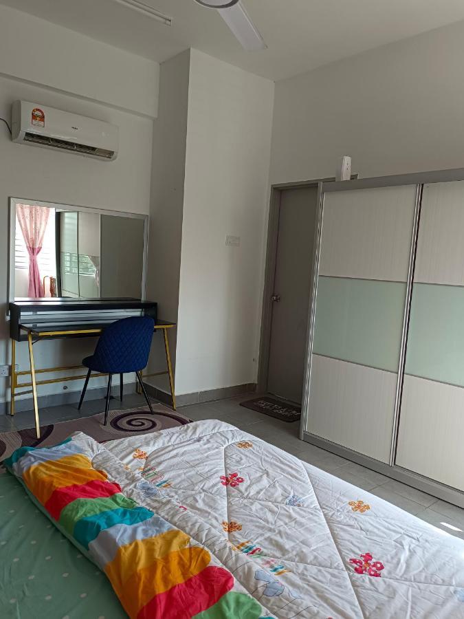 Dg Homestaymuslim Putrajaya - Near Alamanda エクステリア 写真