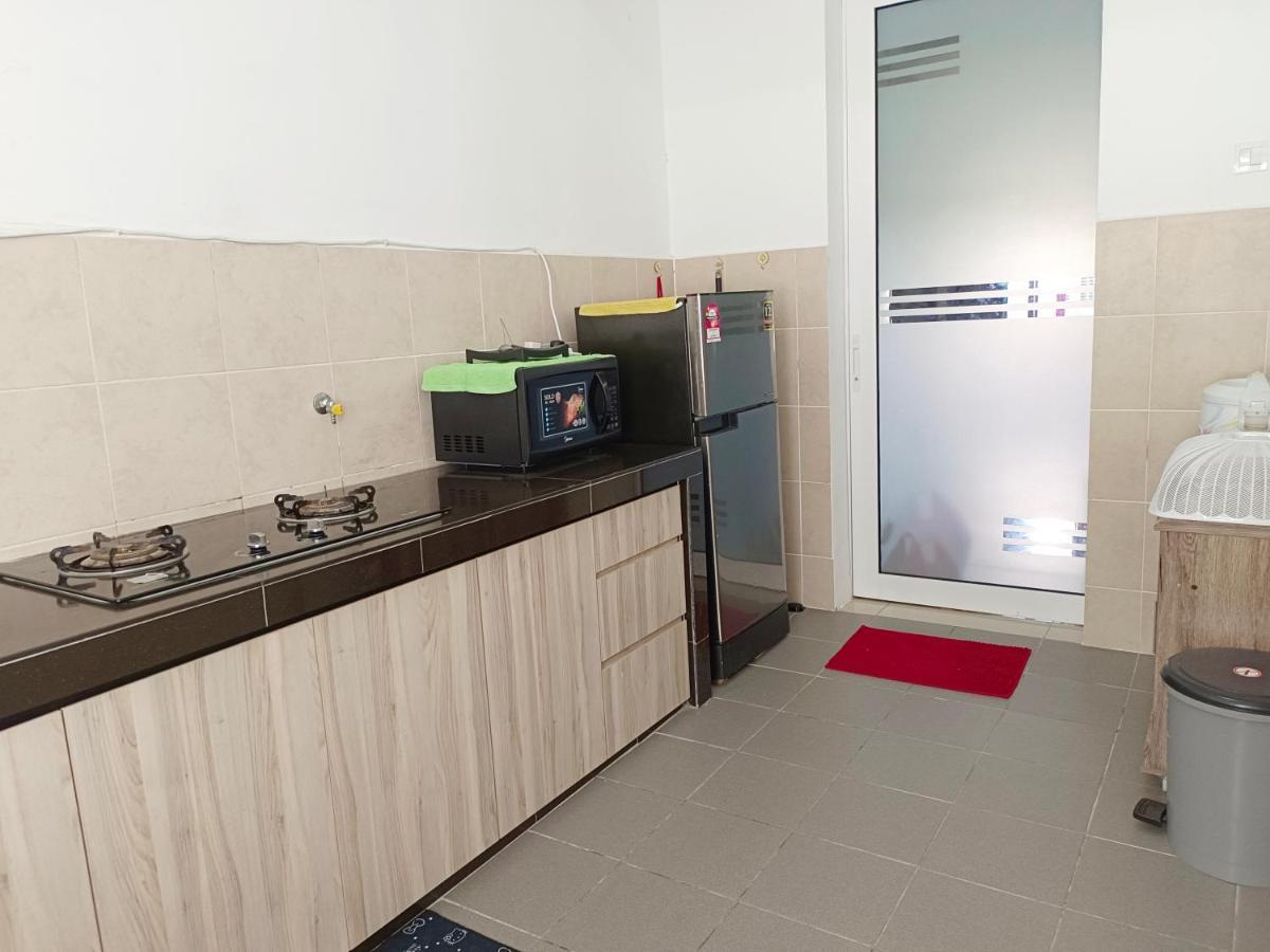 Dg Homestaymuslim Putrajaya - Near Alamanda エクステリア 写真